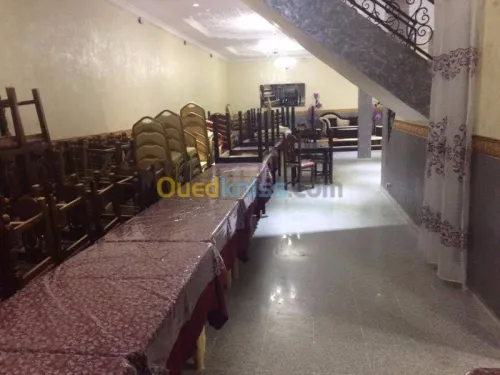 Salle de restauration Hadji