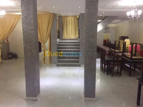 Salle de restauration Hadji