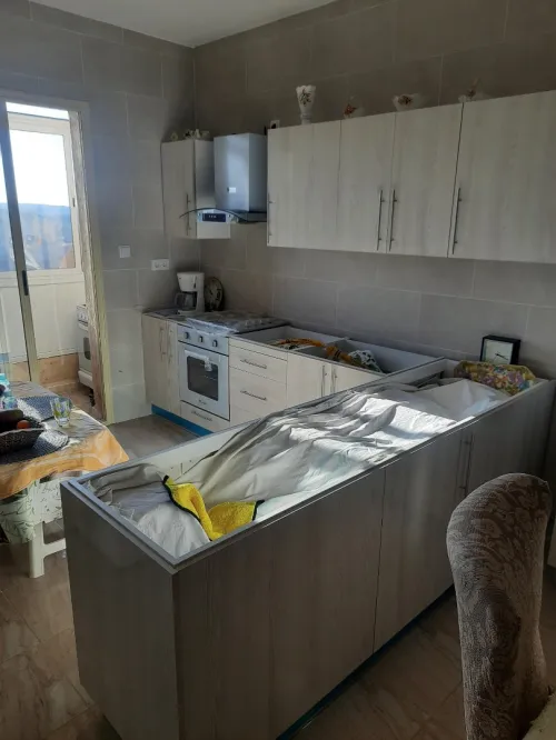cuisine sur mesure hi-gloss et MDF