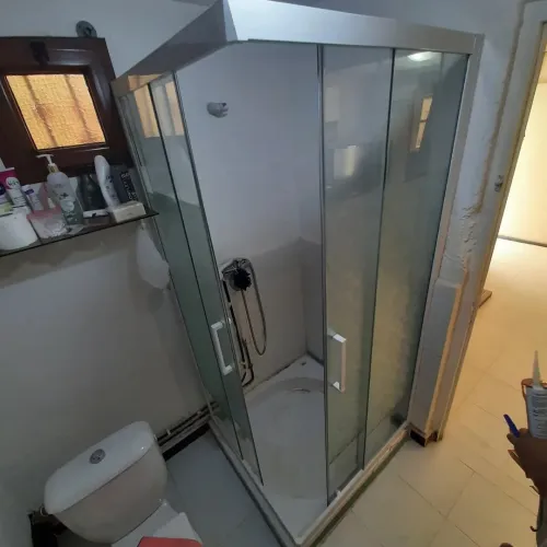 Cabine de douche / baignoire