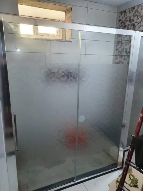 Cabine de douche / baignoire