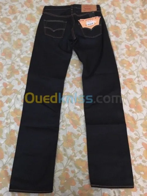 jeans Lévis Strauss 501 original