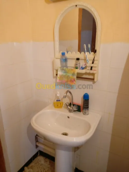 Location Appartement F2 Chlef Tenes