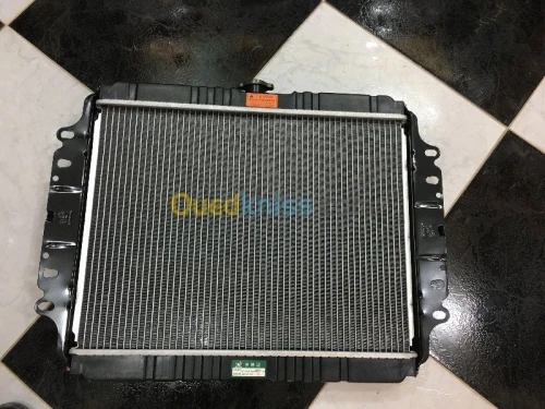 RADIATEUR EAU JMC TFR /ISUZU D-MAX2000