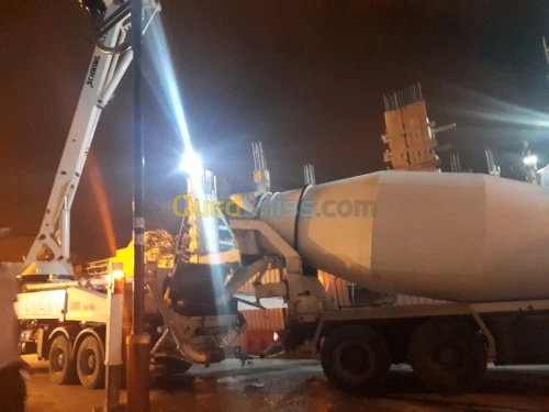 Location  pompes a beton 47m-58-63m