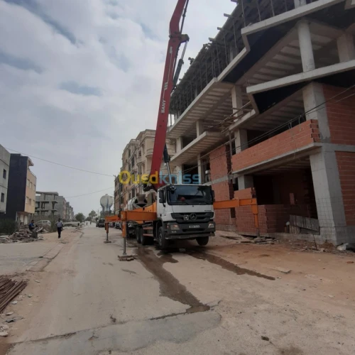 Location  pompes a beton 47m-58-63m