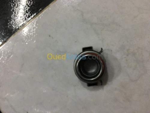 BUTEE EMBRAYAGE ISUZU D-MAX 2.5 TURBO