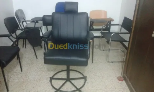 fixation de chaises de conference