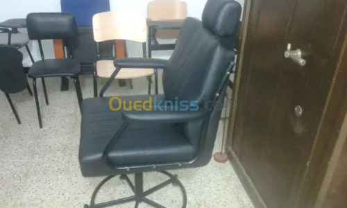 fixation de chaises de conference