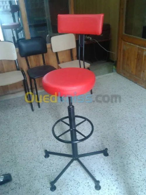 fixation de chaises de conference