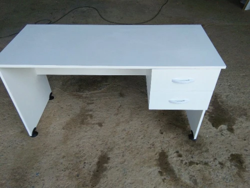 Fabrication de bureau ,Meubles MDF