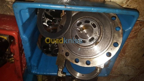 REPARATION HYDRAULIQUE POMPE ET MOTEUR