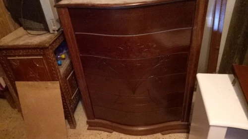 Chiffonier