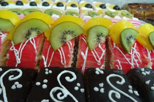 gâteaux orientaux, pièce montée....