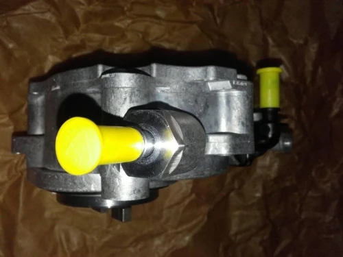 POMPE A VIDE RANG ROVER EVOQUE 