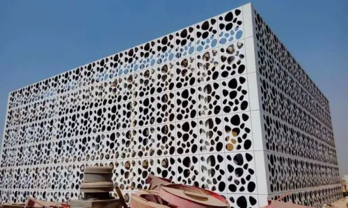 Revêtement alucobond, Aluminium