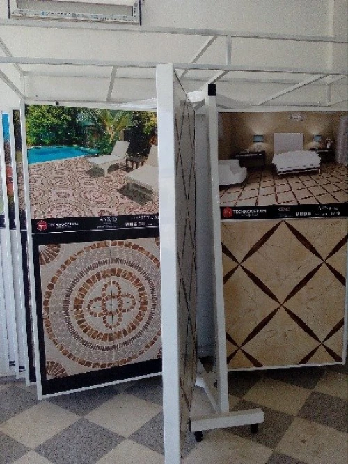  fabrique   présontoires faïence