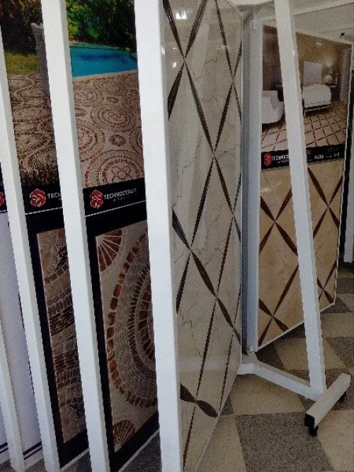  fabrique   présontoires faïence