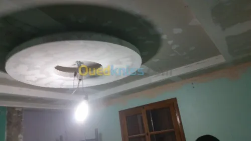 montage faux plafond b13 pvc
