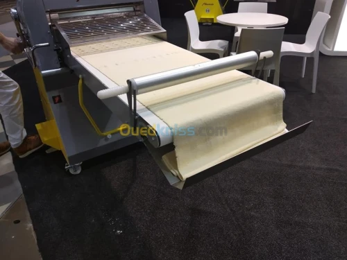 Laminoir SEMI-AUTOMATIQUE Flamic ITALY pâtisseries, boulangeries et pizzerias.