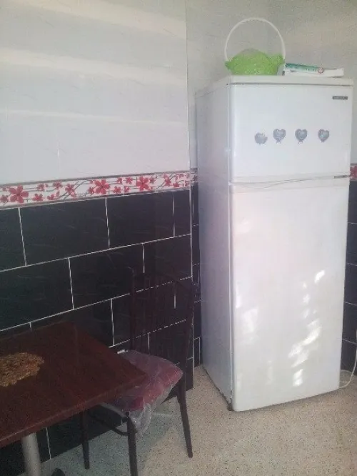 بناء الجدران و تلباس على محييط الخارجي