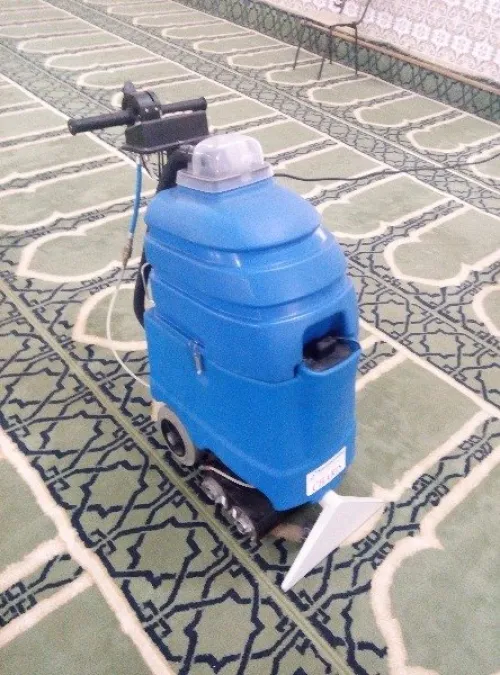 ENTRETIEN TAPIS MOSQUÉE  