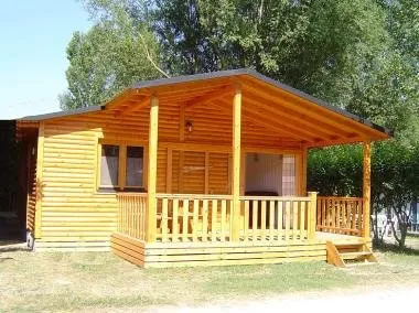 CONSTRUCTION DES CHALET EN BOIS
