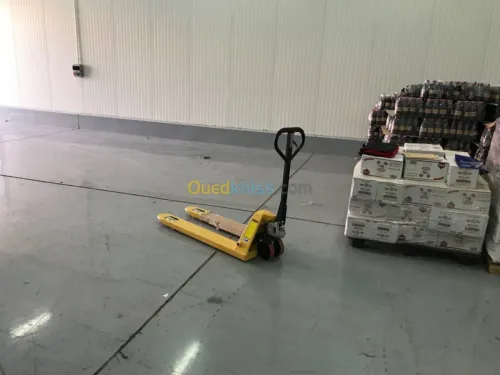 Palans de levage et transpalettes 