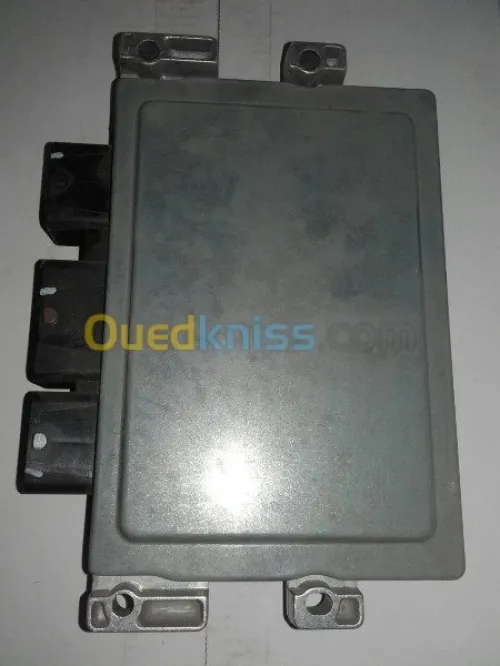 CALCULATEUR MOTEUR ( MEMOIRE ) KANGOO