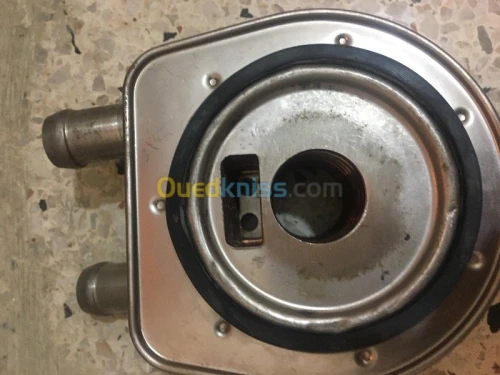 REFROIDISSEUR D'HUIL MAHINDRA SCORPIO