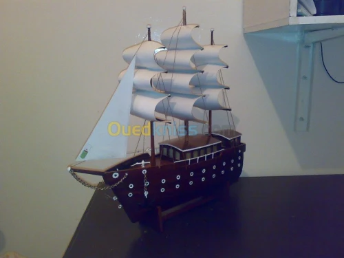 Fabriquant des Maquette bateau bois