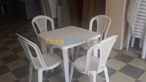Location de chaises et tables
