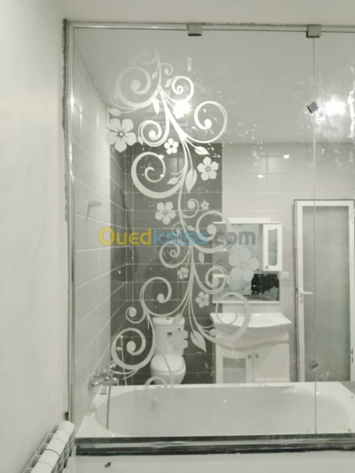 Vitrine en verre trempé