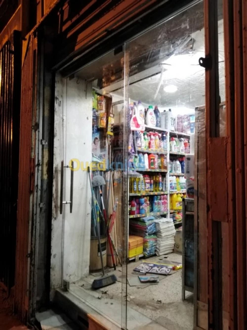 Vitrine en verre trempé