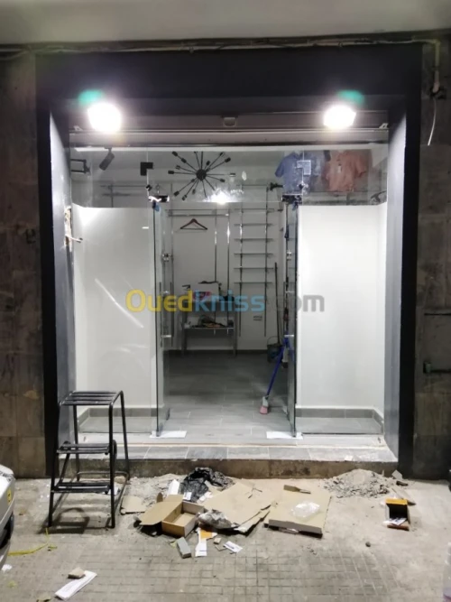 Vitrine en verre trempé