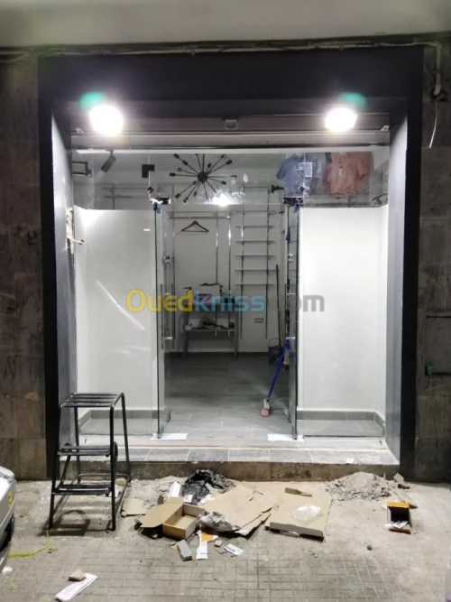 Vitrine en verre trempé
