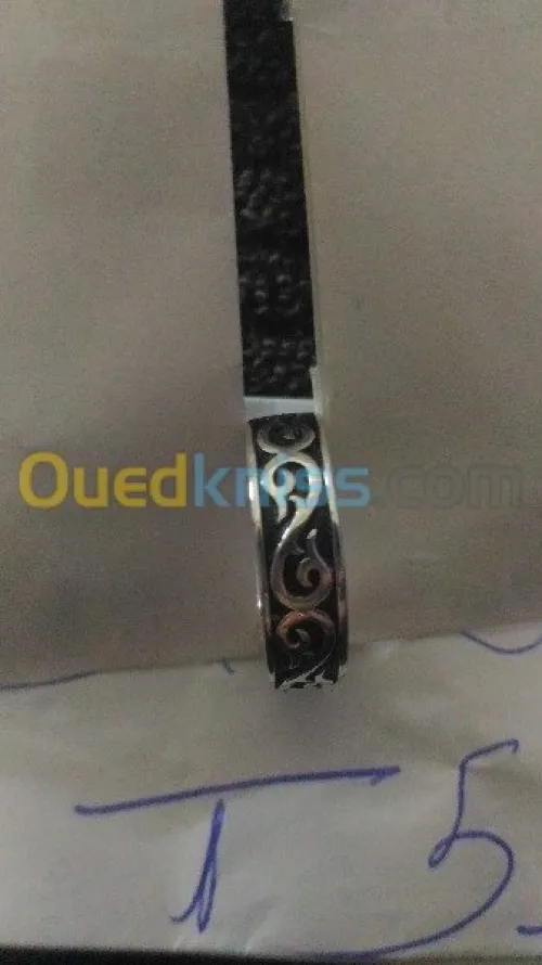 Pendentifs bague parure boucle d'oreille