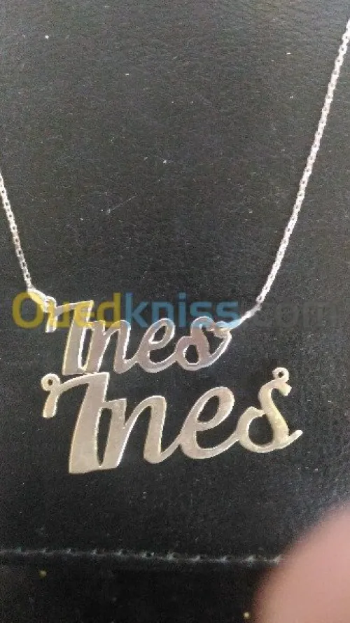 Pendentifs bague parure boucle d'oreille