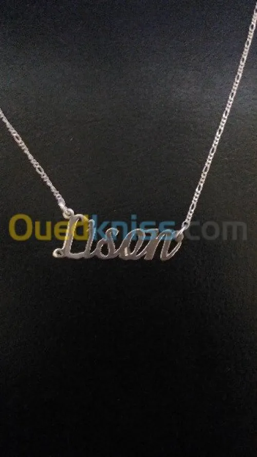 Pendentifs bague parure boucle d'oreille