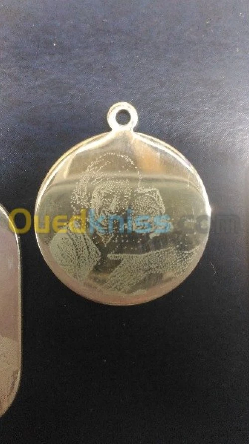 Pendentifs bague parure boucle d'oreille
