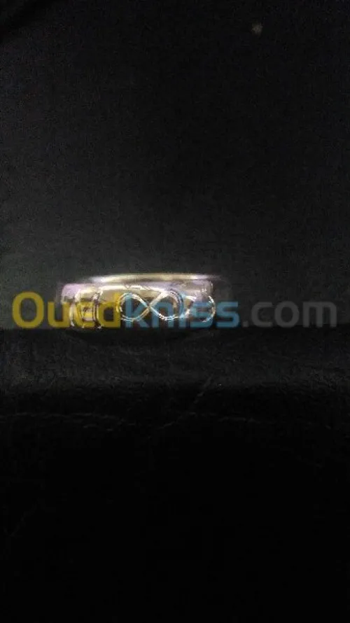 Pendentifs bague parure boucle d'oreille
