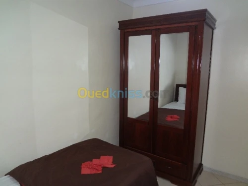 Location vacances Appartement F3 Alger Ain naadja