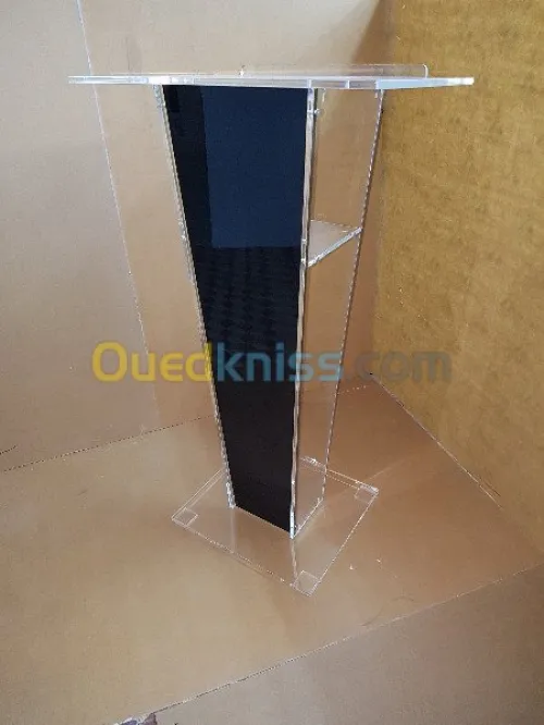 PRESENTOIRE & SUPPORT EN PLEXIGLAS