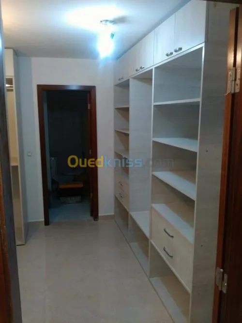 cuisine équipée, dressing, agencement.