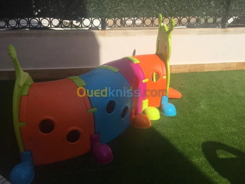 ECOLE MATERNELLE POUR 6mois -5 ans 