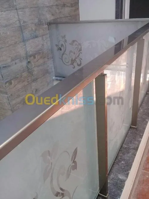 fourniture et pose  rampe  d'escalier