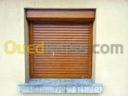 Rideau roulant en bois et pvc
