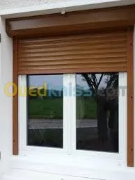 Rideau roulant en bois et pvc
