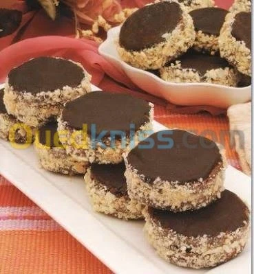 Prends toute commande de gâteaux 