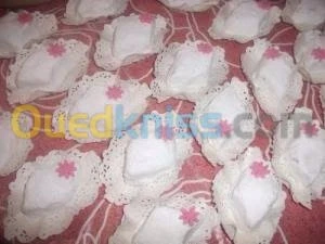 Prends toute commande de gâteaux 